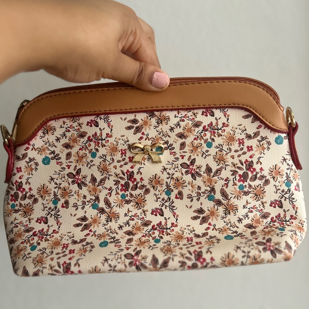 NEW VINTAGE BOW WITH FLORAL PATTERN PRINT
